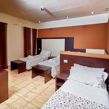 Al Cason Hotel Solesino Buitenkant foto