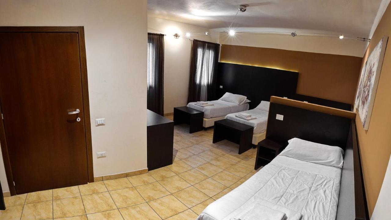 Al Cason Hotel Solesino Buitenkant foto