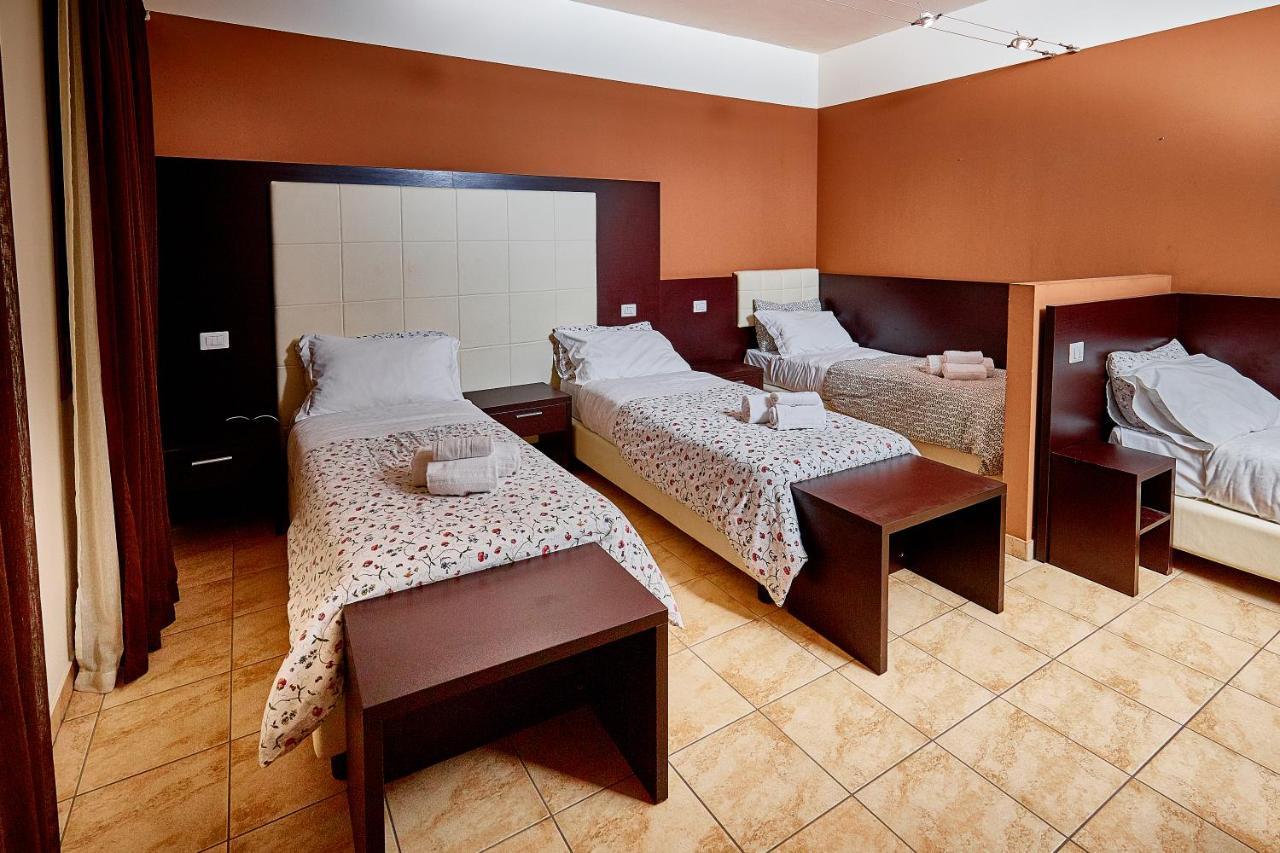 Al Cason Hotel Solesino Buitenkant foto