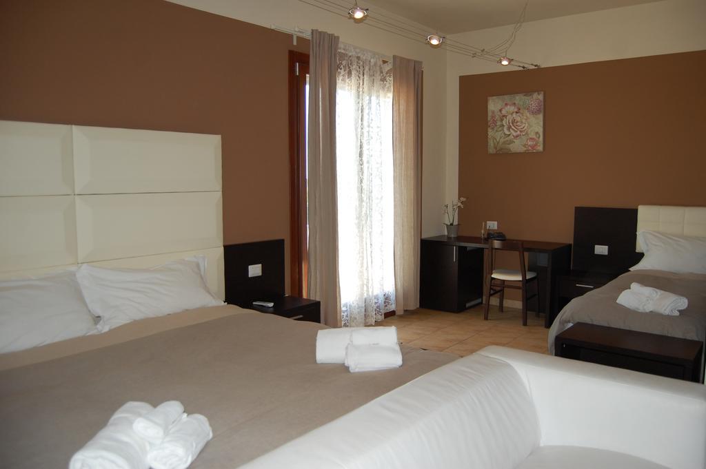 Al Cason Hotel Solesino Buitenkant foto