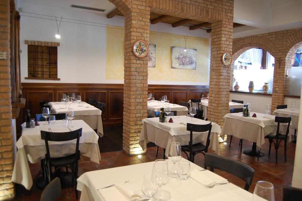 Al Cason Hotel Solesino Buitenkant foto