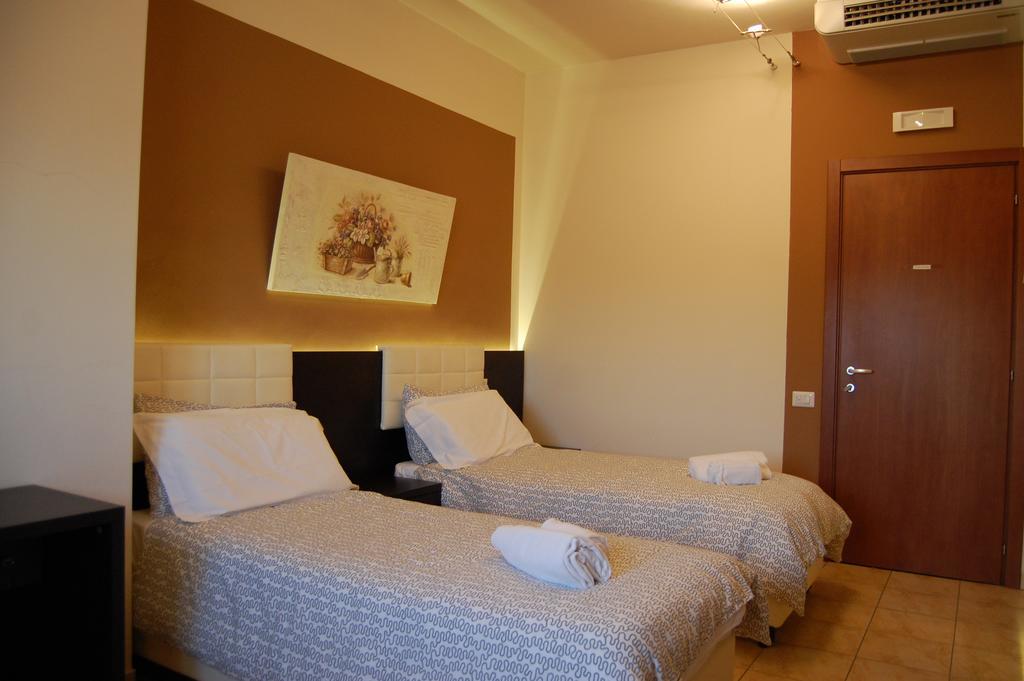Al Cason Hotel Solesino Buitenkant foto